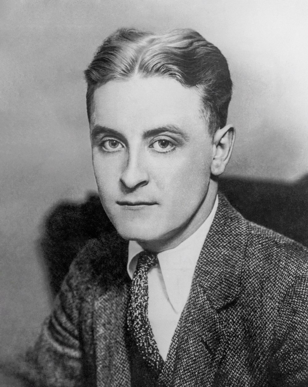 Portrait photograph of F. Scott Fitzgerald, author of The Great Gatsby, in 1921